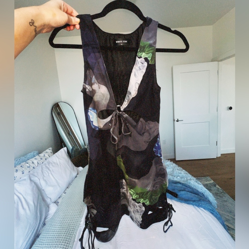 White fox loosen up mini dress